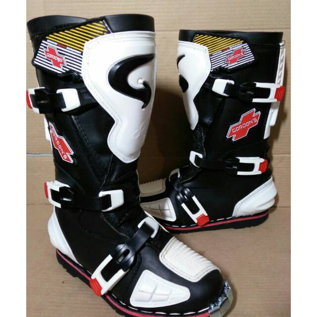 Sepatu cross gordonz A06 motif