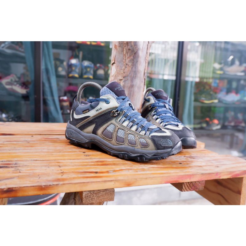 sepatu tnf hexa size 40 insol 25cm