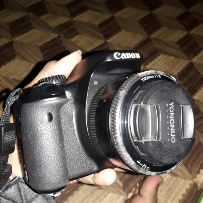 Canon EOS 550D Lensa Fix