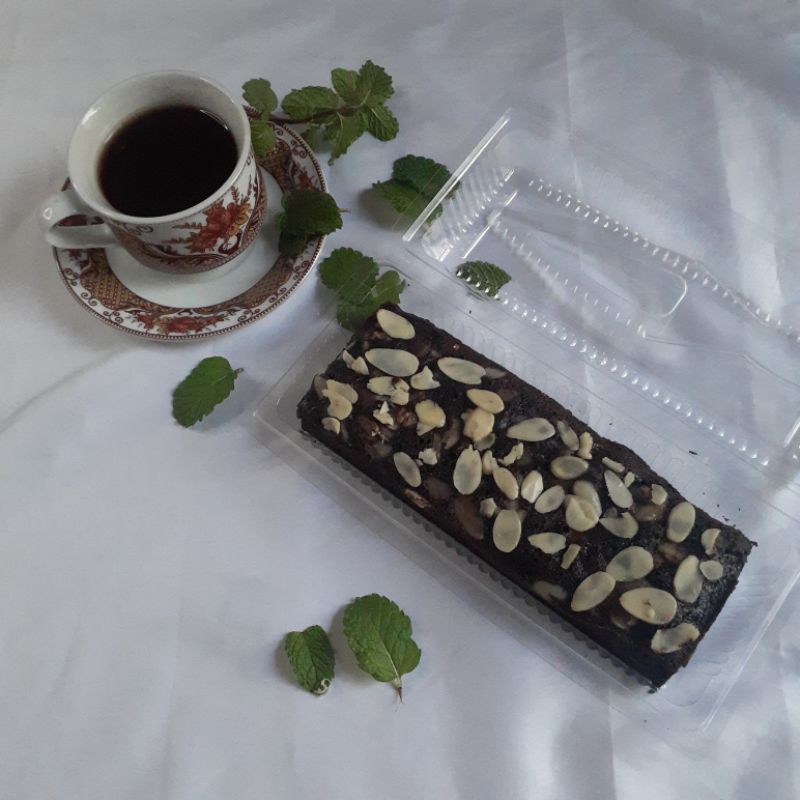 

brownies almond