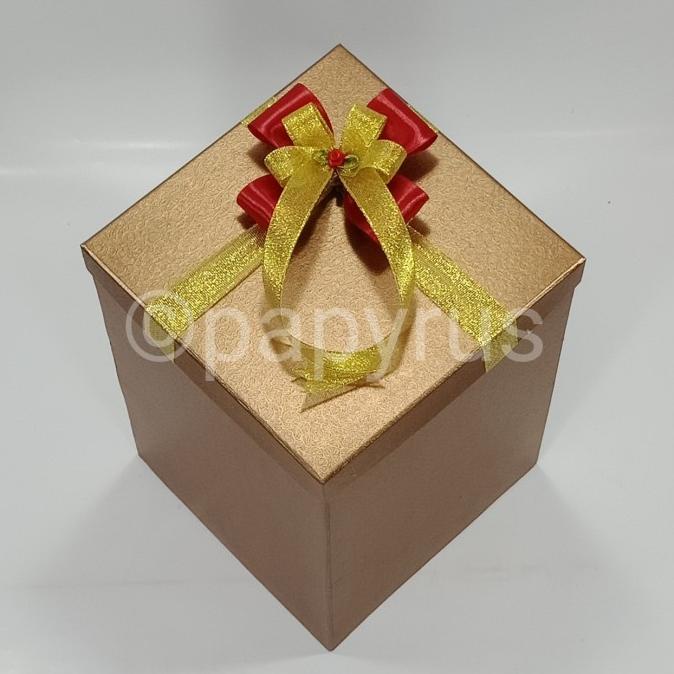 

[COD] PAPYRUS 20x20 Tinggi 30cm Kotak Kado Gift Box Hadiah [COD]
