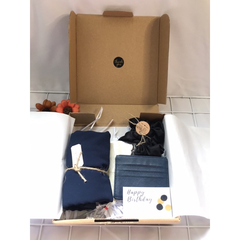 

[READY] HIJAB BOX {Hampers , kado} free gift setiap box