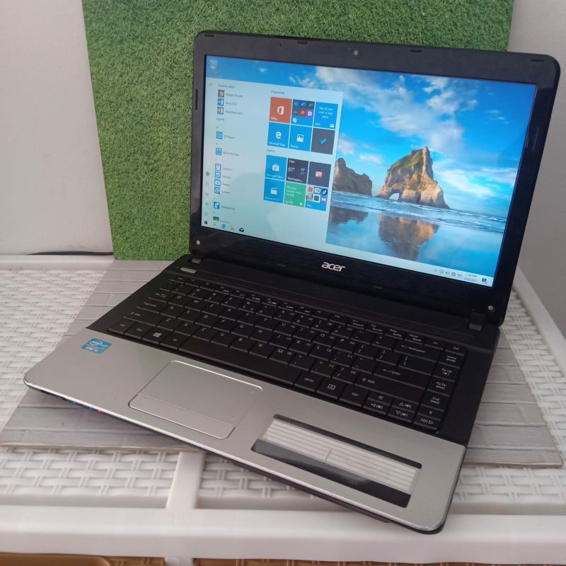 Laptop Acer Aspire E1-471, Intel Core i3-2348M 2.3Ghz Ram 4 HDD 500Gb Intel HD Graphics 3000 Windows 10 Layar 14 inch , Black , Silver-1