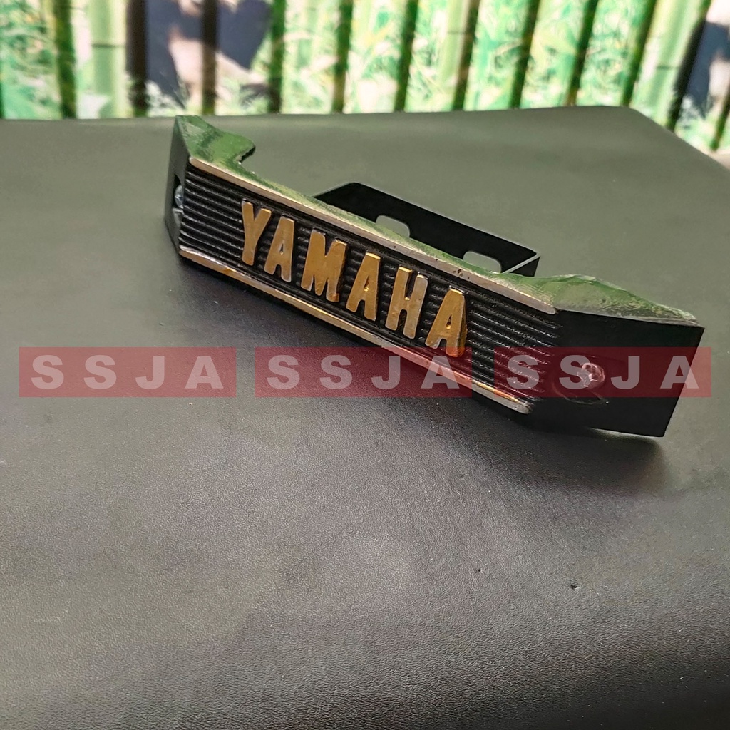 Kumis Yamaha rx-spesial rx-king sudah termasuk dengan braket dudukan tulisan silver dan kuning