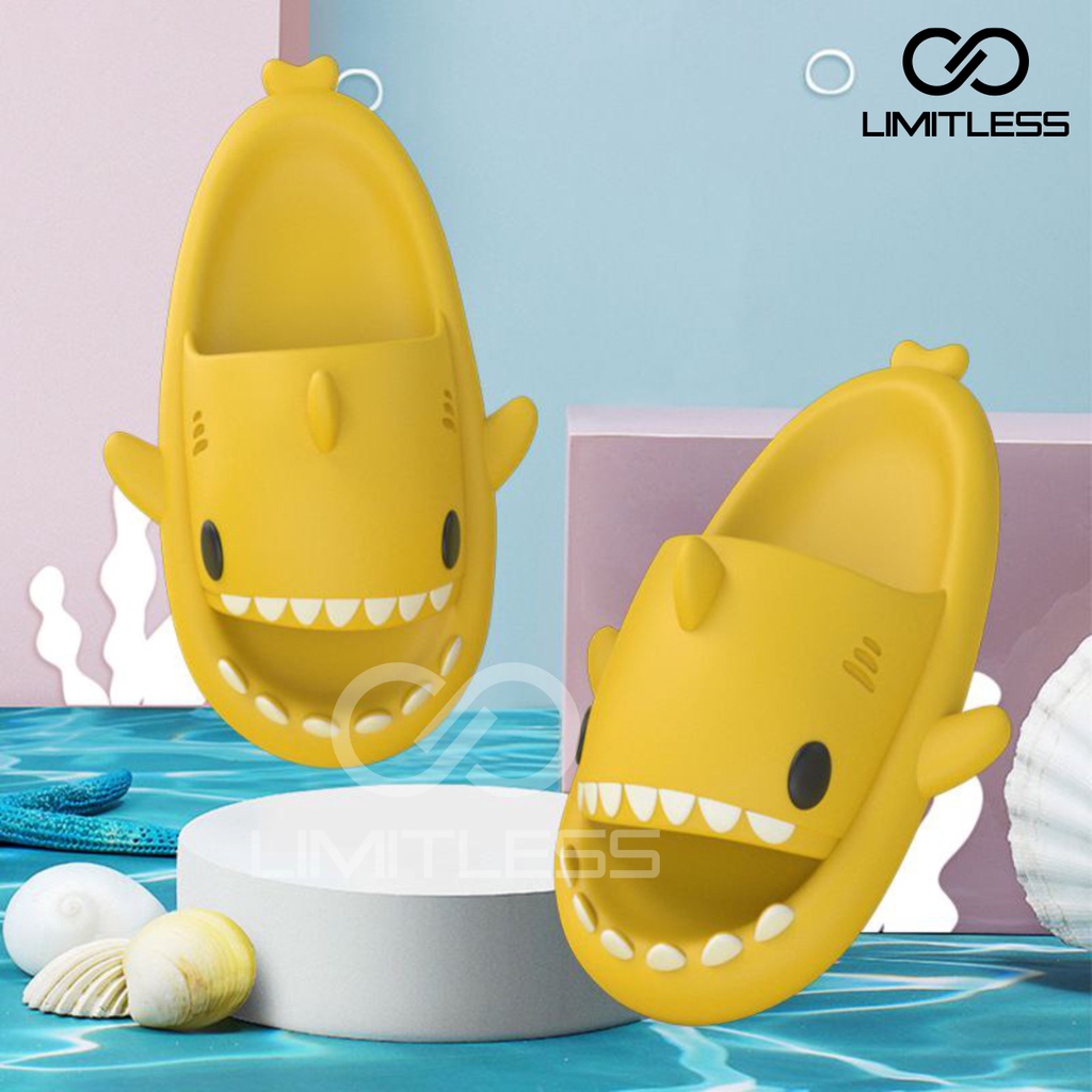 Sandal Hiu Anak Hingga Dewasa Cewek Cowok Unisex Sendal Hiu Couple Slip On Baby Shark Empuk