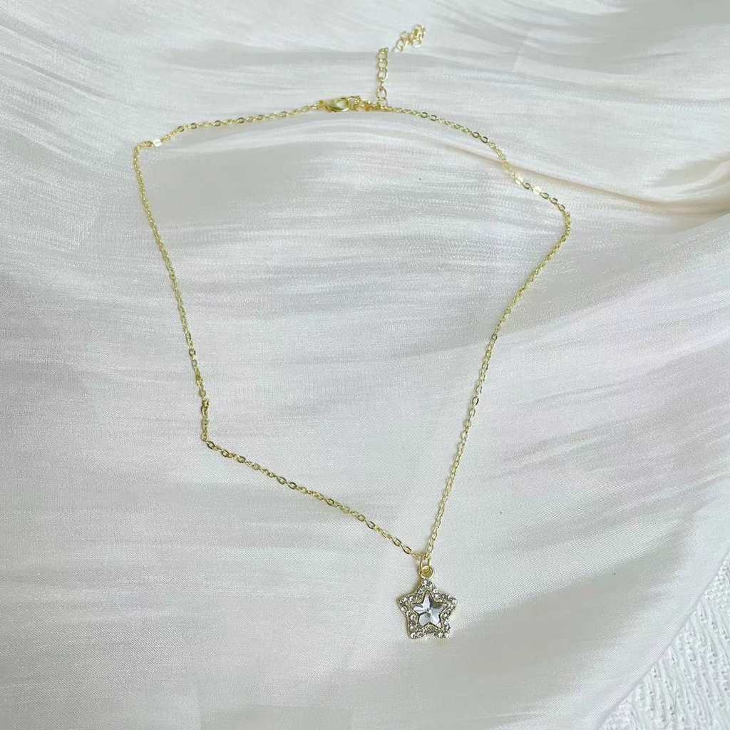 Kalung Rantai Dengan Liontin Bintang Zircon Mewah Gaya Korea Untuk Wanita