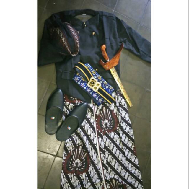 BAJU BESKAP DEWASA SET LENGKAP JARIK BLANGKON SELOP KERIS EPEK TIMANG KAMUS LONTONG ADAT JOGJA SOLO