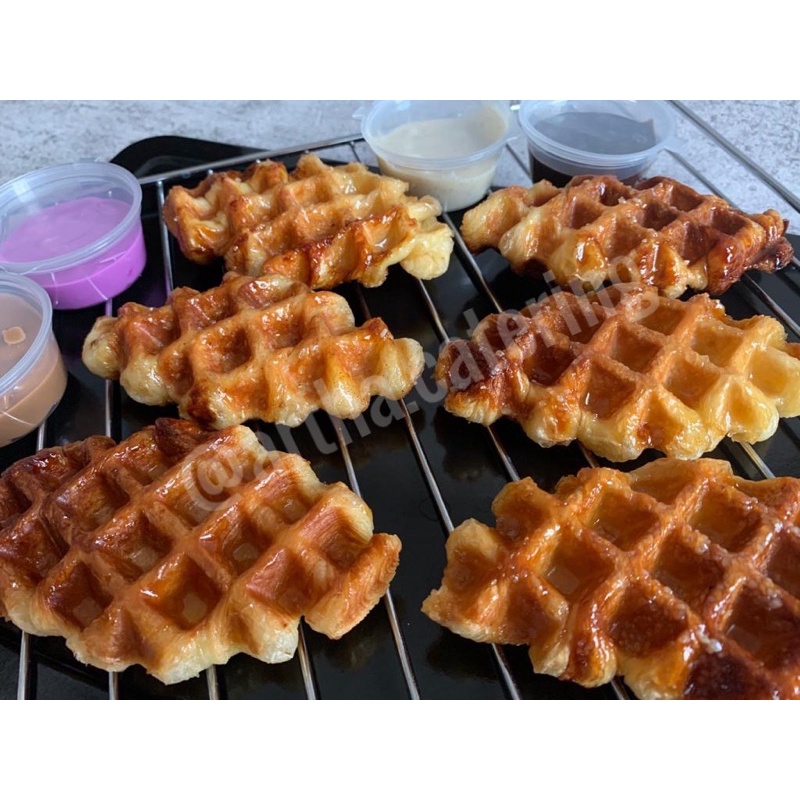 DEAR CROFFLE WAFFLE ISI 6 pcs free topping :)