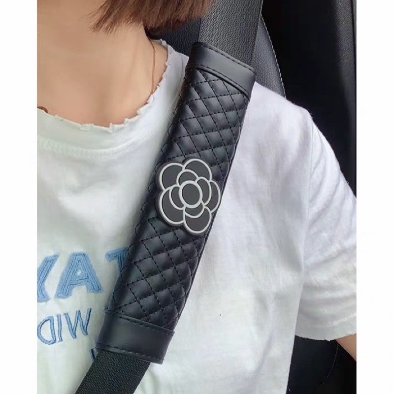 sarung seatbelt mobil bunga hitam 2 pcs Sarung cover sabuk pengaman lambang crown bebek bee seatbelt cover  Sarung Cover Safety Belt Seatbelt Sabuk