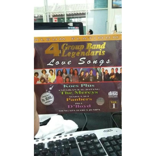 CD ORIGINAL 4 GROUP BAND LEGENDARIS LOVE SONGS VOL. 1