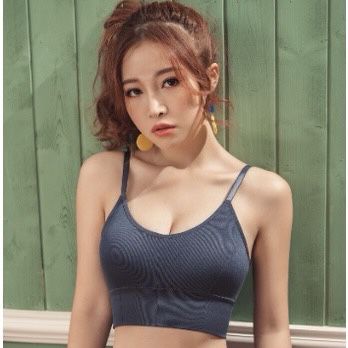 Bra Sport Wanita tanpa kawat Model Seamless dengan Tali Strap Isi Busa Bergaya Sexy