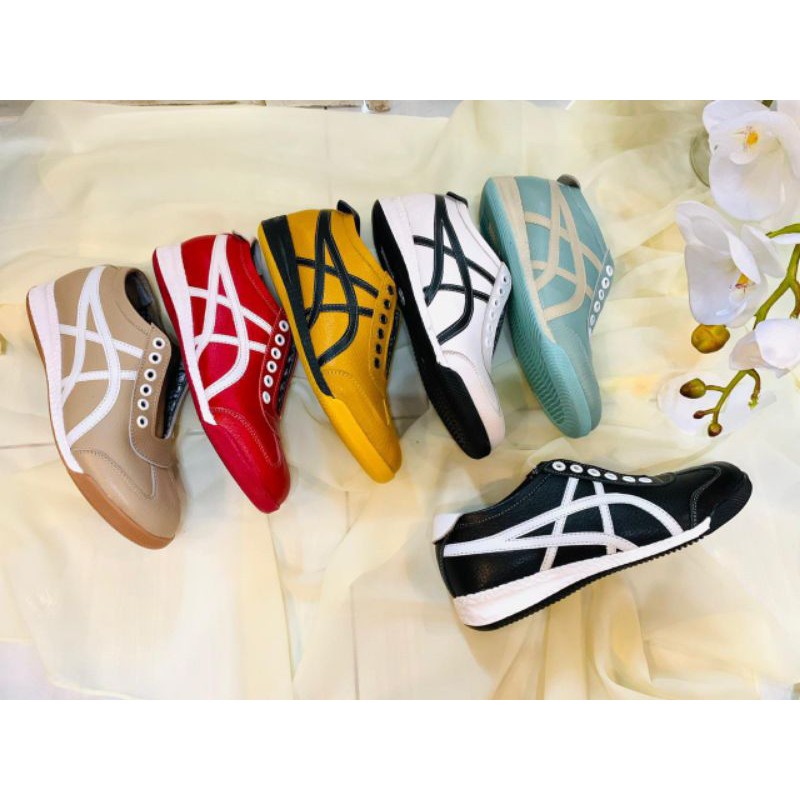 sepatu kulit wanita model terbaru tribal