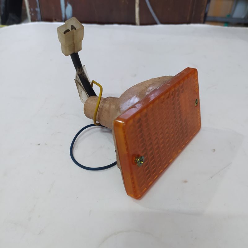 Lampu Bumper Mitsubishi Colt L300 riting bumper assy l300