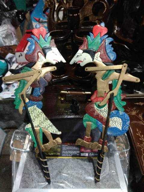 SEPASANG WAYANG RAMA SHINTA WARNA CANTIK UKURAN L 40 x 14 cm BAHAN KAYU BATIK - DEKORASI MURAH JOGJA