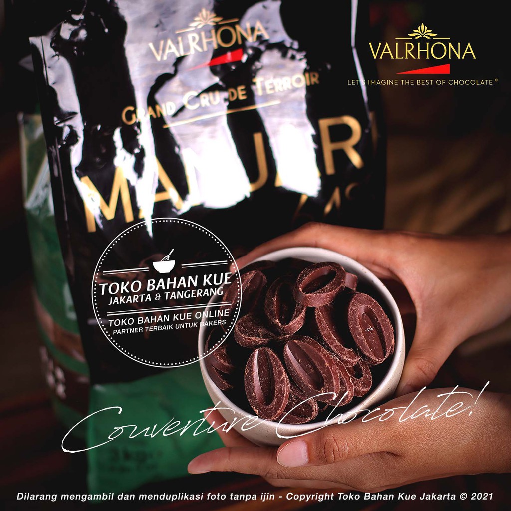 

Valrhona - MANJARI 64% 100gr Dark Chocolate Couverture Cokelat Baking Coklat Keping