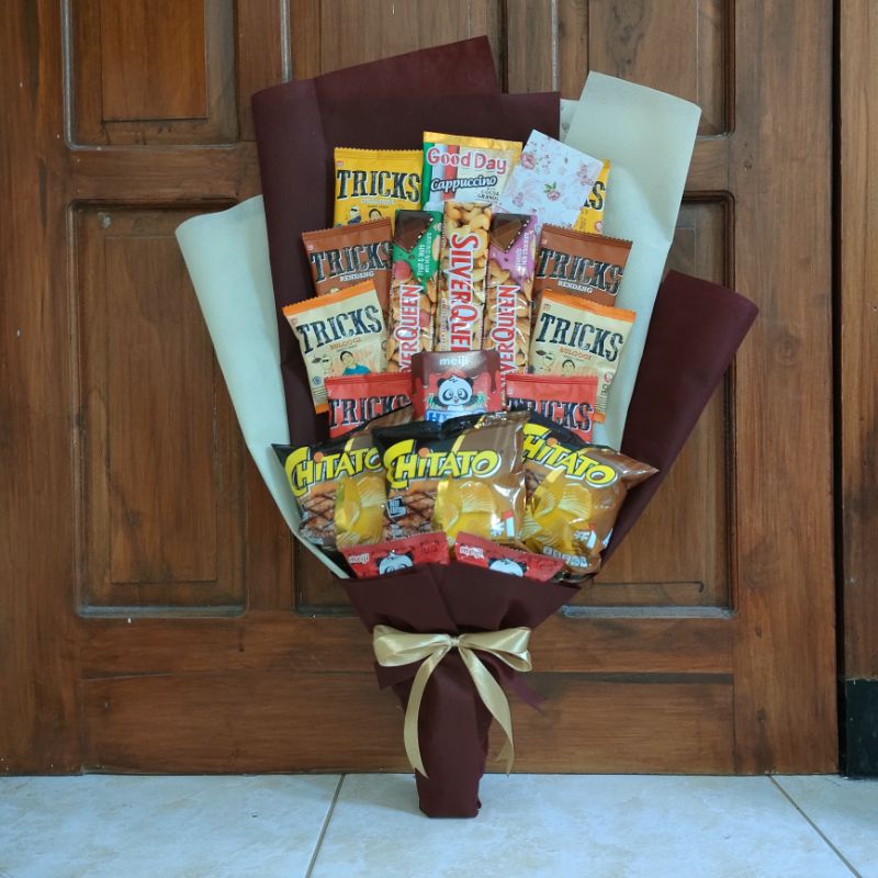 

(TERMURAH) BUKET JAJAN JOGJA / KADO WISUDA JOGJA/ KADO UNIK JOGJA / KADO JOGJA / KADO WISUDA