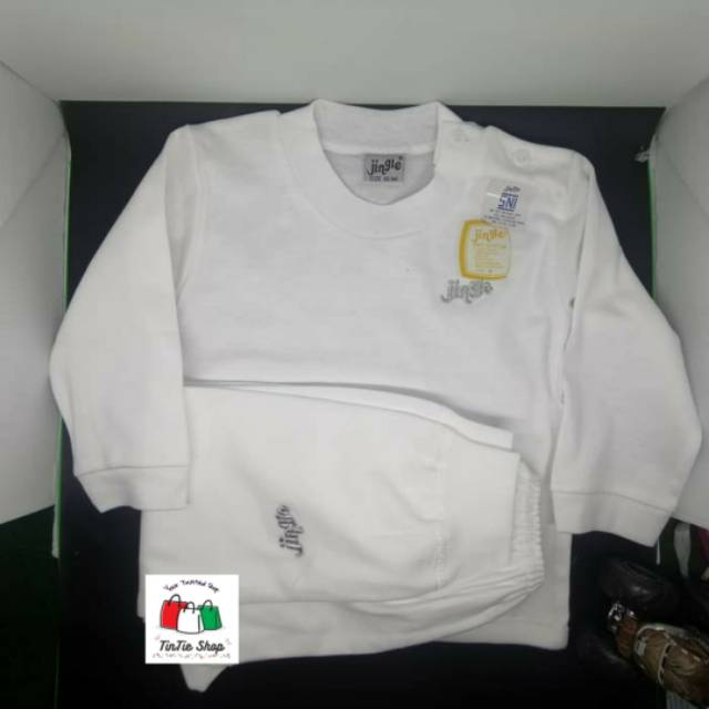 Piyama Bayi/Stelan baju tidur bayi putih semua