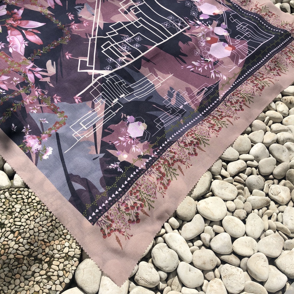JILBAB MOTIF HIJAB SEGIEMPAT VOAL MOTIF PREMIUM JILBAB PRINT LASERCUT KERUDUNG SEGIEMPAT MOTIF MURAH-Onni Plum