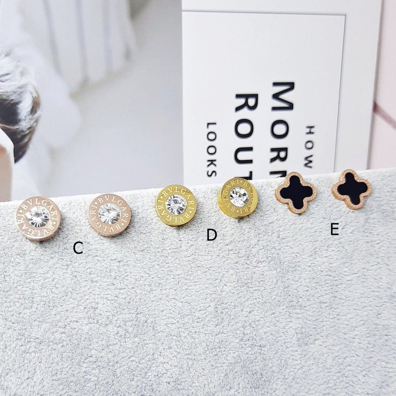 Anting Titanium Tusuk Bulat Romawi Rose Gold - BE342