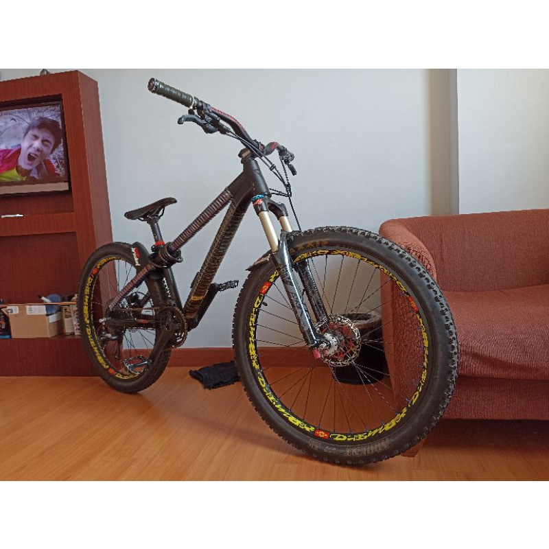 sepeda thrill wreak elite 2021 full upgreat