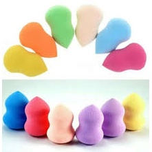 SPON BLENDER / BEAUTY SPONGE BLENDER TEARDROP / MAKE UP TOOLS