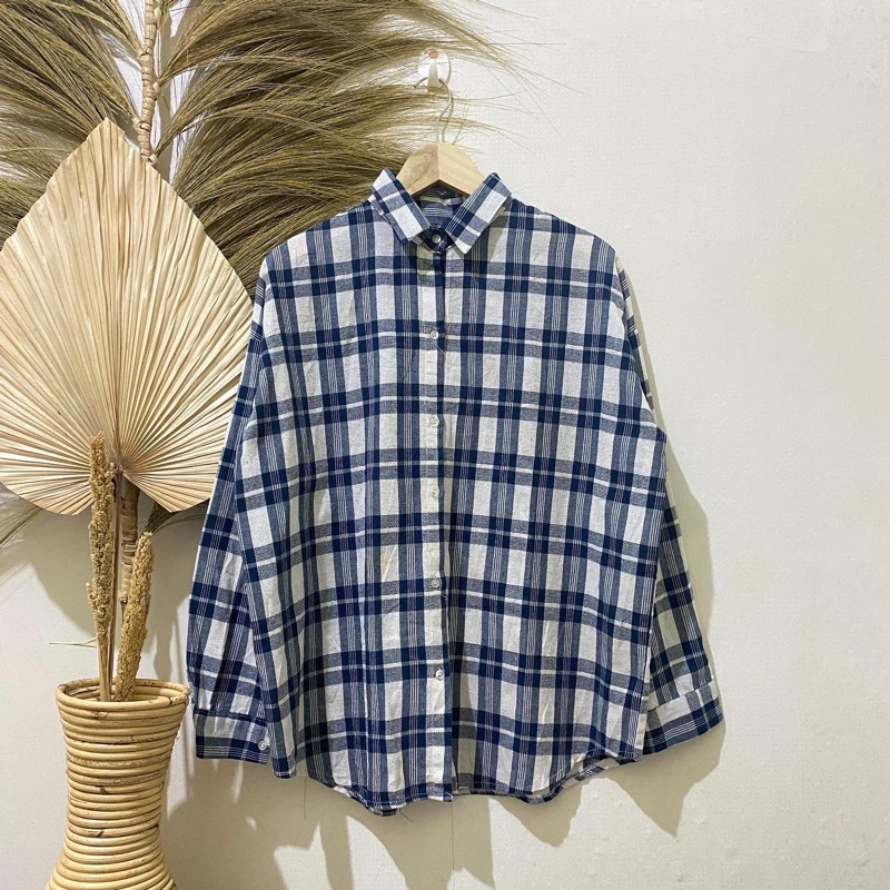 Thrift Kemeja Blouse Atasan Wanita Motif Polos Vintage - Batch 37 (B2-153 s/d B2-192)-B2-160