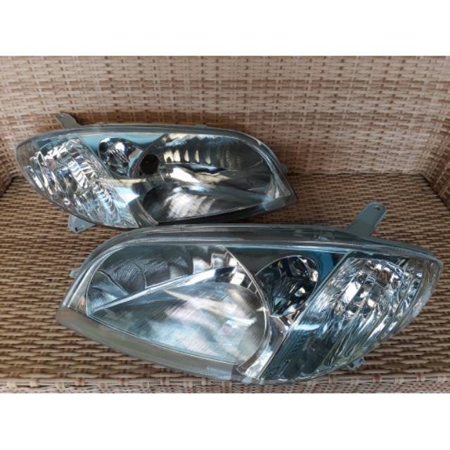 Headlamp/Lampu depan Toyota Vios Limo 2003-2005