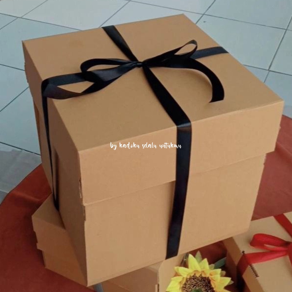 

BOX KADO HAMPERS (TOP/BOTTOM) KOTAK KADO BOX KADO BUTIRAN STYROFOAM