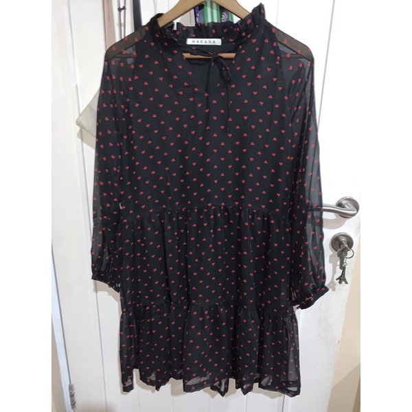 Preloved HAKANA Hearts ruffle dress