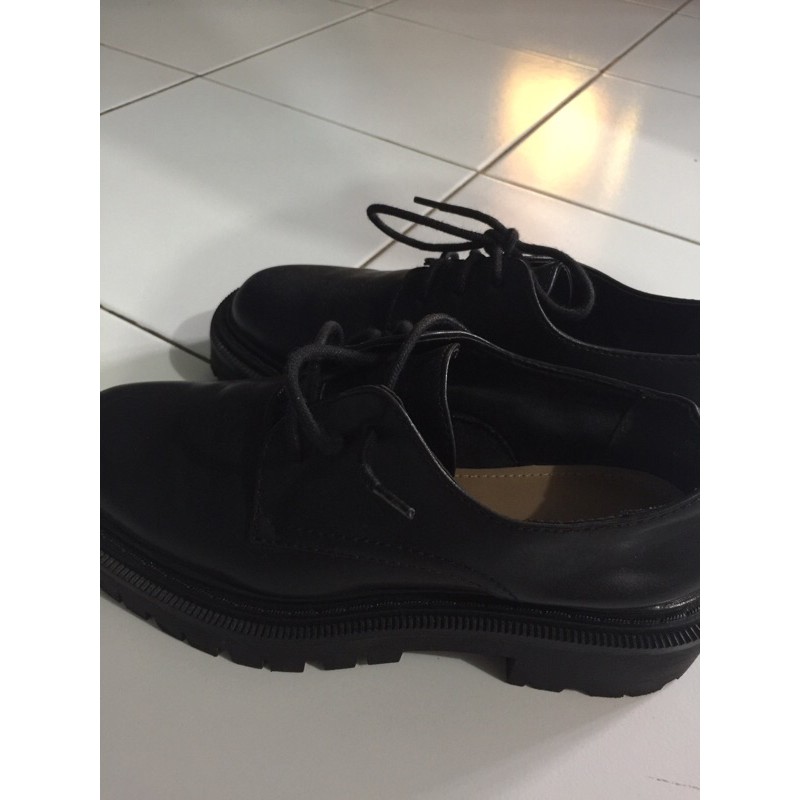 sepatu pantoefel loafers/ docmart H&M [BACA DESKRIPSI]