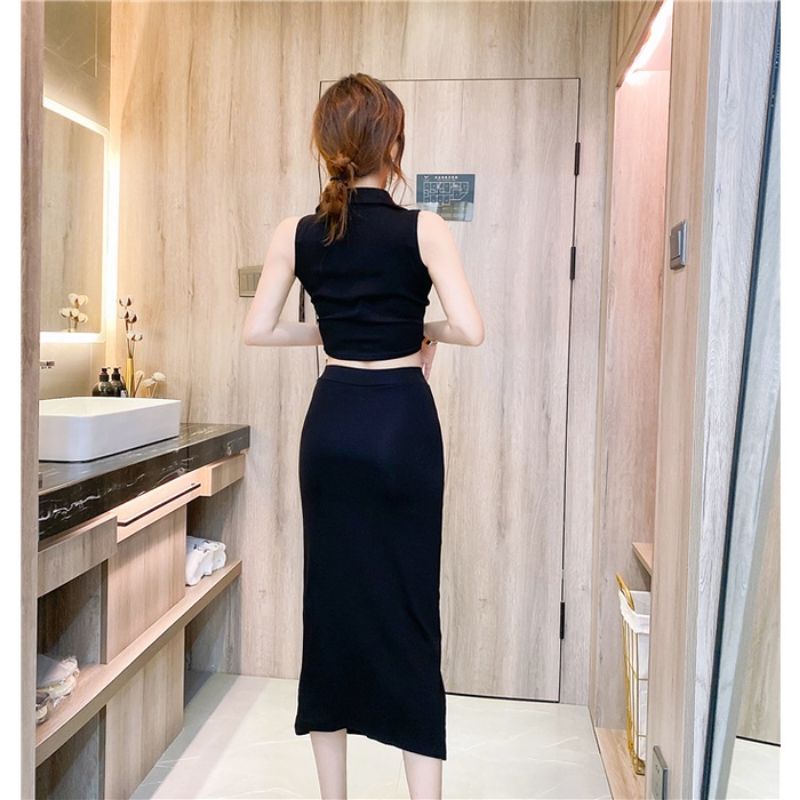 KOREAN ONE SET CROP TOP V NECK