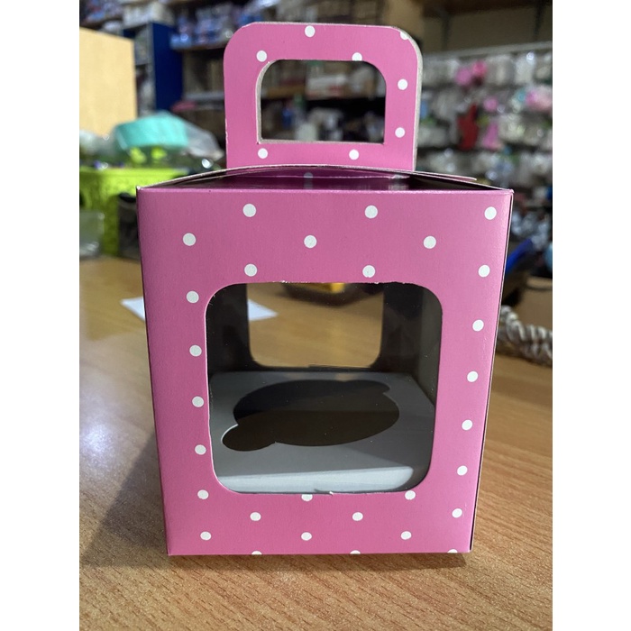 

Dus cupcake muffin isi 1 Pink polkadot 10pc pack / box muffin