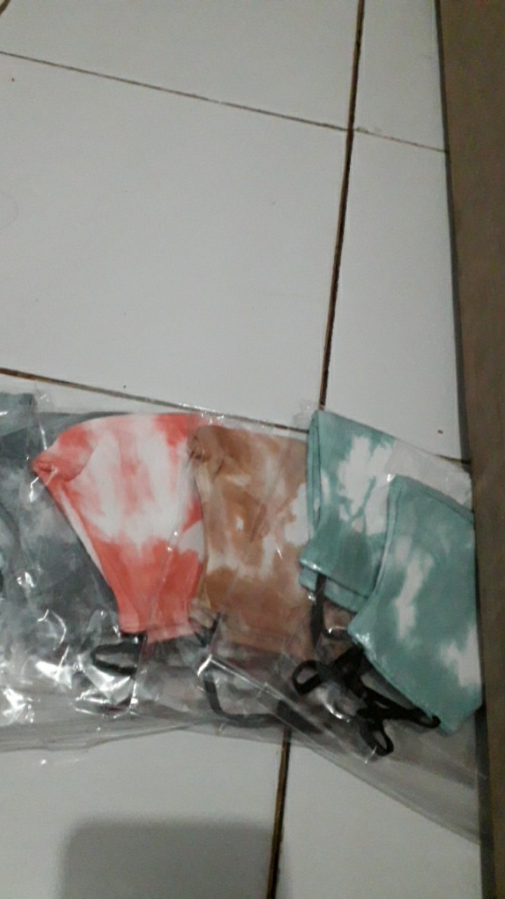 Masker Tiedye Lusinan
