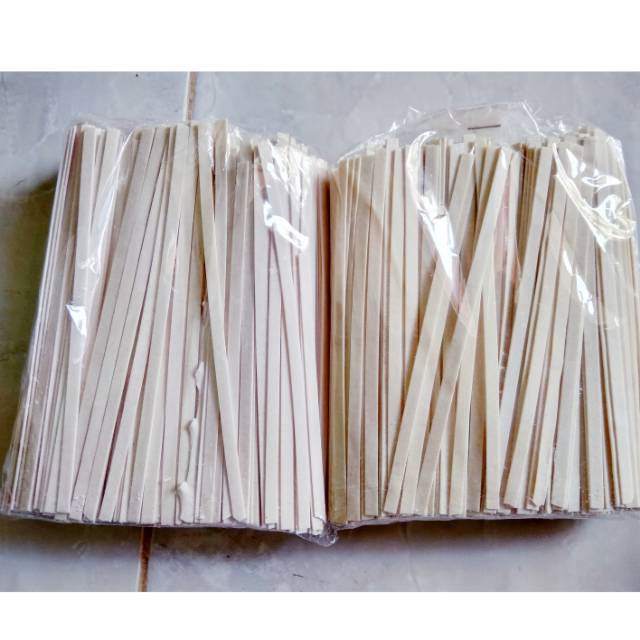 

Mi gepeng mentah 500 gram panjang sekitar 14-17 cm