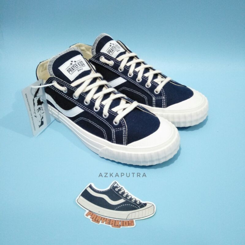 Sepatu sneakers PrayerKids kecot Navy white original Back to skool Original BNIB