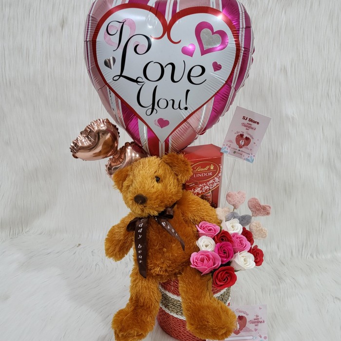 

Paket box hampers bunga valentine anniversary ulang tahun wisuda 35
