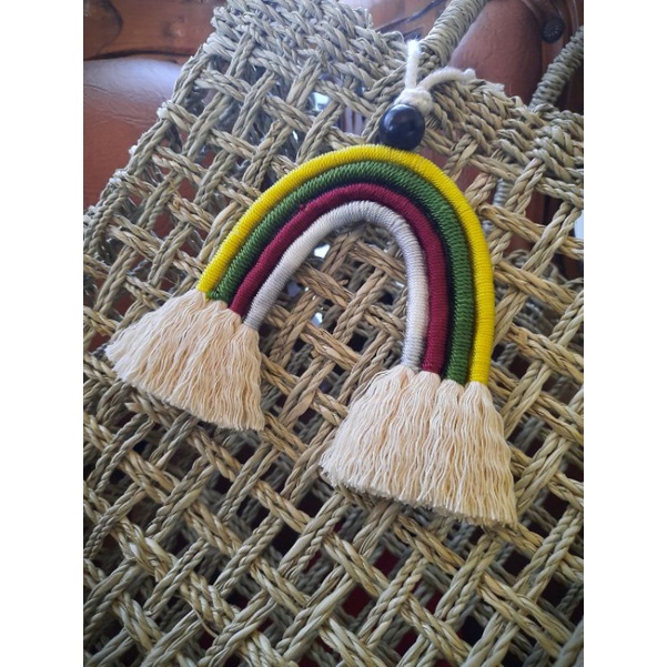 Gantungan tas macrame pelangi / macrame rainbow / Rainbow bag charm