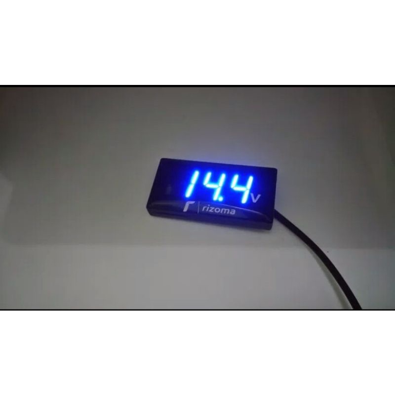 Volt meter digital anti air  motor dan mobil