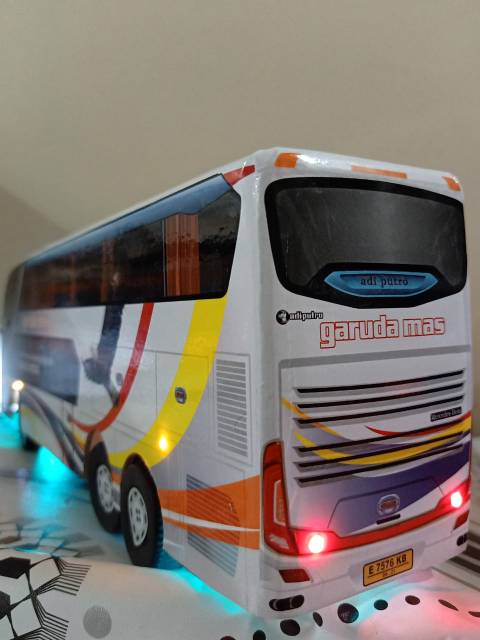 Miniatur Bus bis GARUDA MAS DD LAMPU