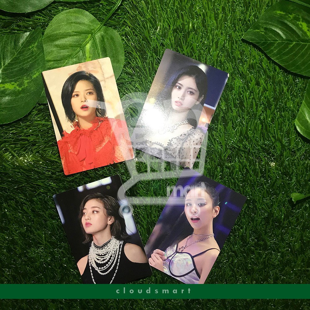 TWICE FEEL SPECIAL MONOGRAPH PHOTOCARD