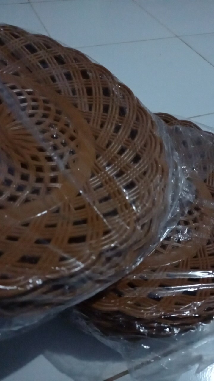 B-123 Piring Rotan Plastik Lusinan Isi 12 Pcs Per Lusin Sr