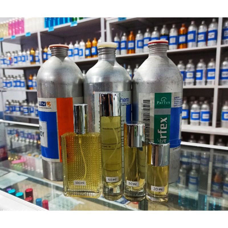 Parfum Refill Carolina Her 212 man , 212 sexy man , chic man , vip men