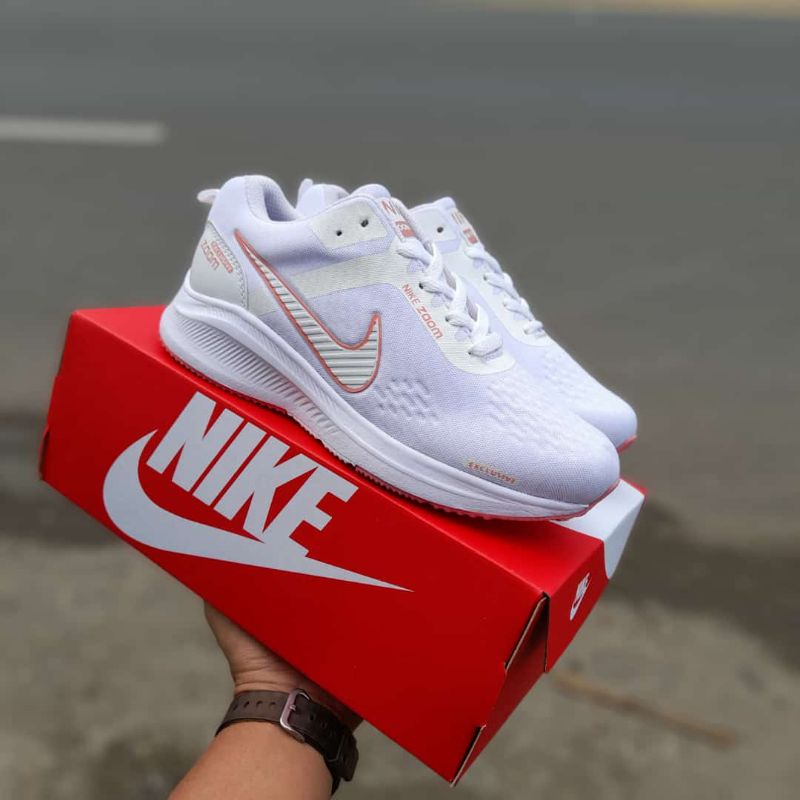 air zoom white
