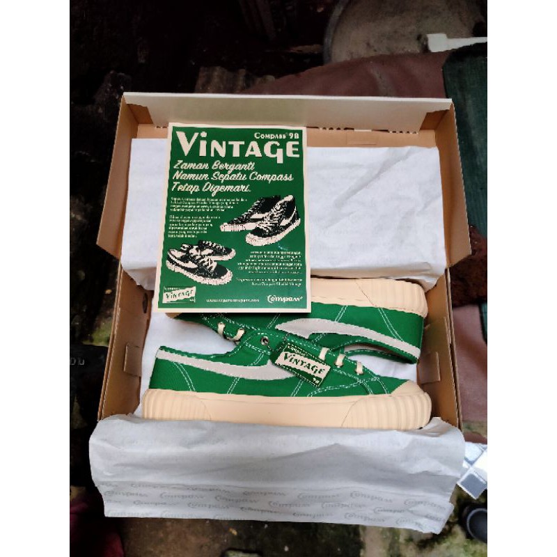 Sepatu Compass Vintage 98 Low Green Size 41
