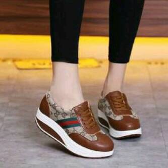 SEPATU SNEAKERS  WANITA GUCCI COKELAT TAN OLAHRAGA KULIAH SEKOLAH CASUAL MURAH