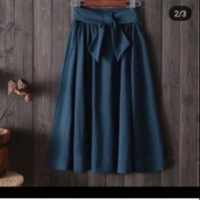 Waters skirt