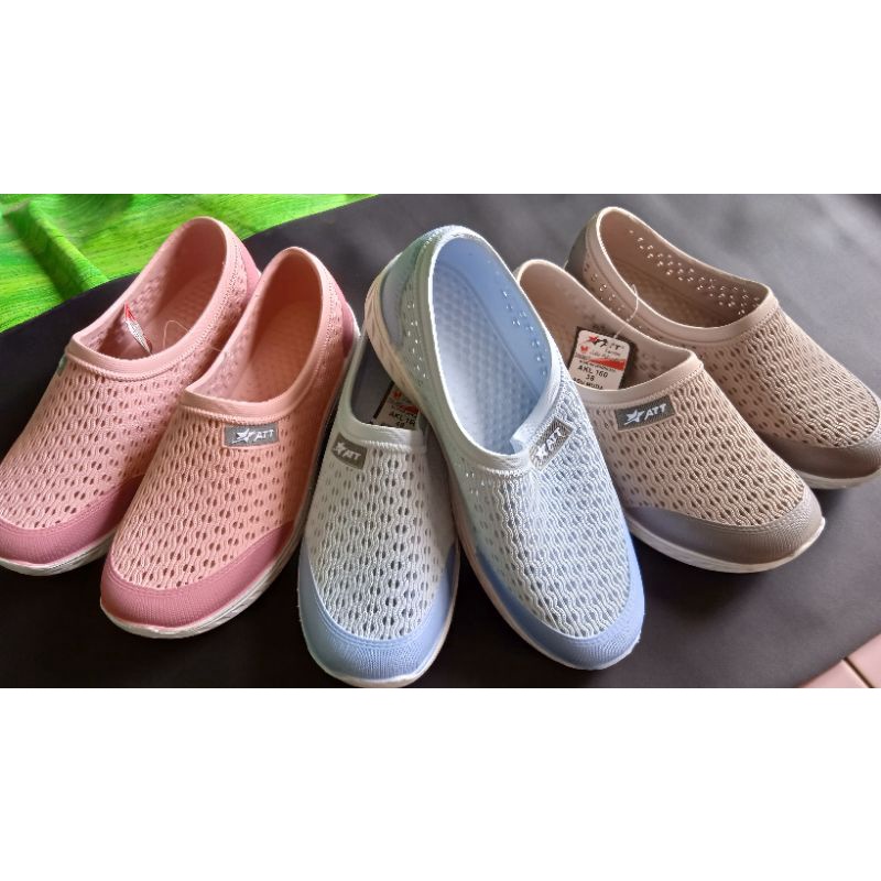 Sepatu Karet Wanita ATT AKL 160