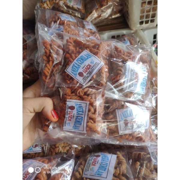 

Makroni Spiral Balado, Renyah dan Tahan Awet isi 10pcs