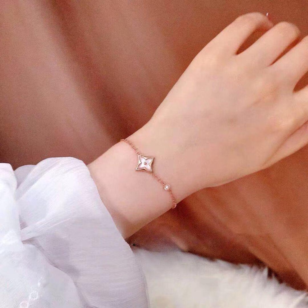 COD! gelang tangan titanium anti karat/ gelang lv square titanium / gelang tangan wanita lv