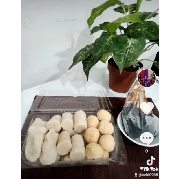 

Pempek Campur asli Palembang
